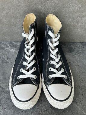 CONVERSE ALL STAR HIGH TOPS CHUCK TAYLOR BLACK SNEAKERS WOMENS SIZE 8